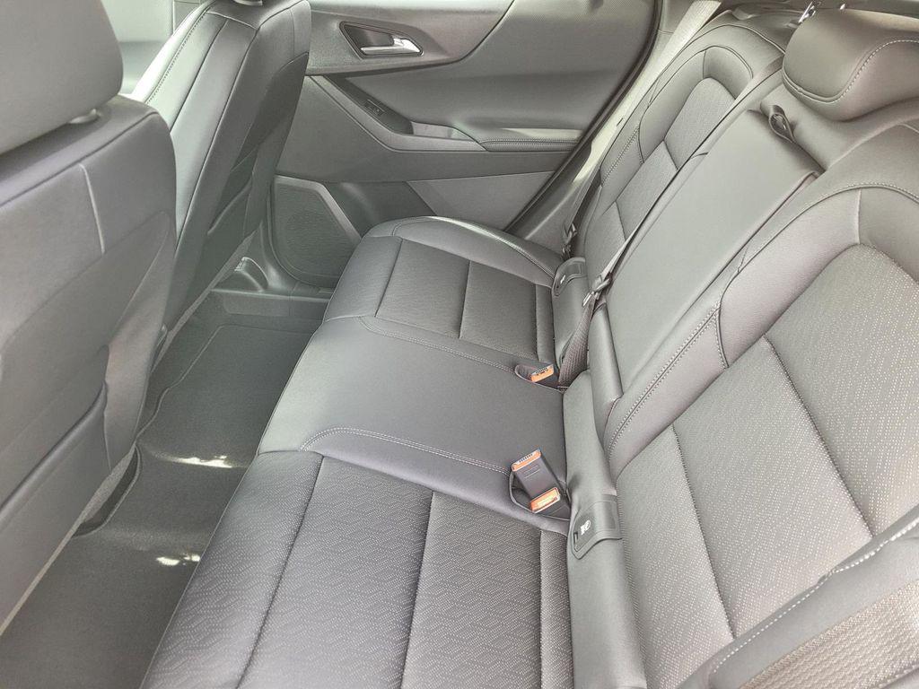 new 2026 Chevrolet Equinox car, priced at $29,290