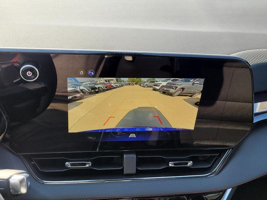 new 2026 Chevrolet Equinox car, priced at $29,895