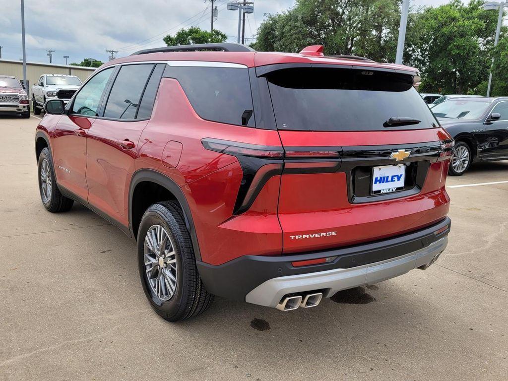 new 2026 Chevrolet Traverse car, priced at $40,515