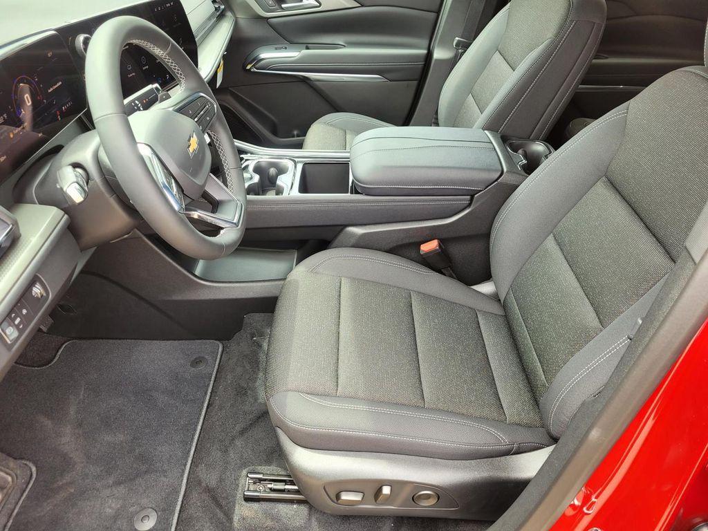 new 2026 Chevrolet Traverse car, priced at $40,515