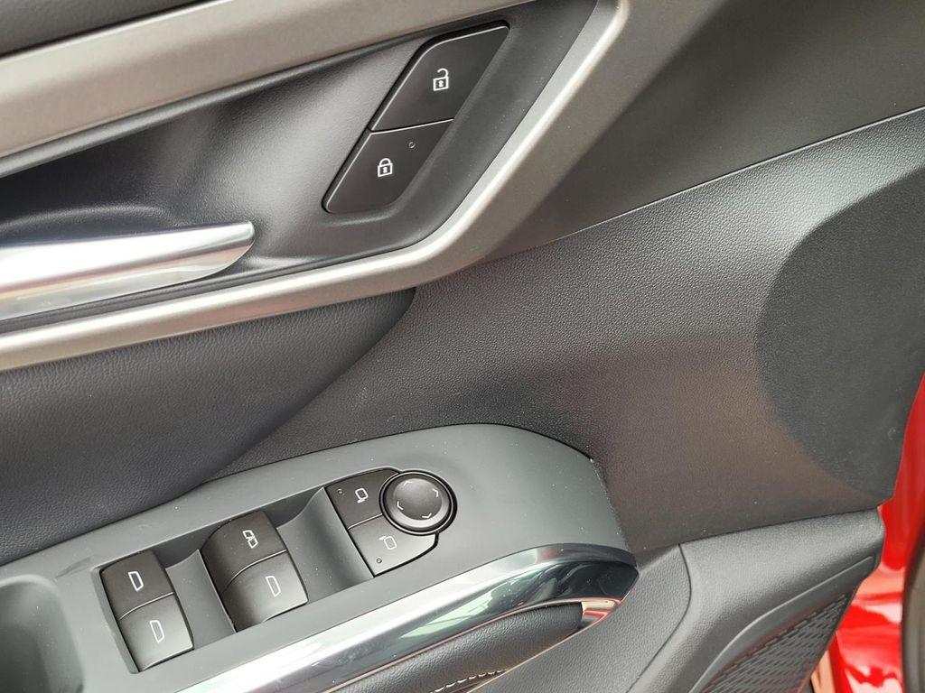 new 2026 Chevrolet Traverse car, priced at $40,515