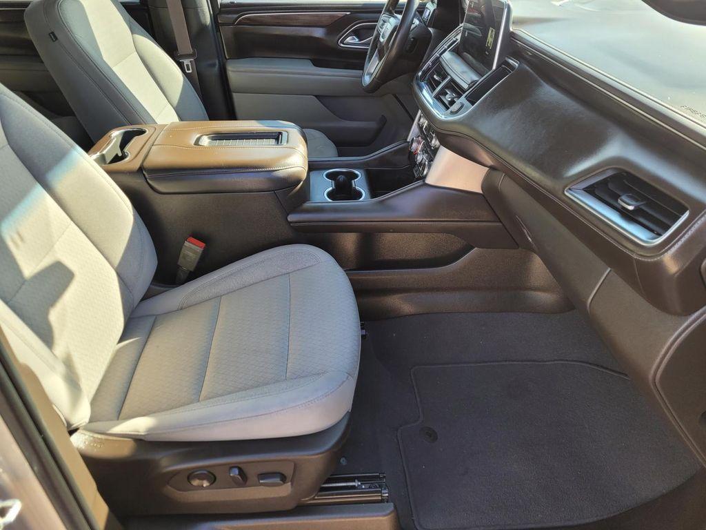 used 2022 GMC Yukon XL car, priced at $34,572