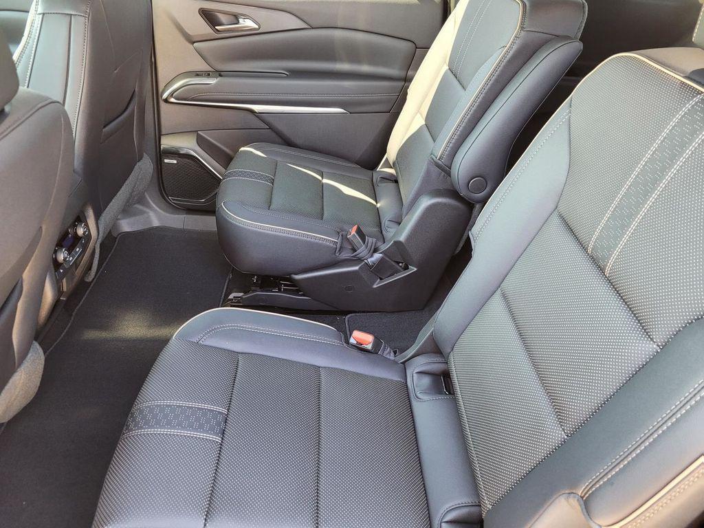 new 2026 Chevrolet Traverse car, priced at $49,495