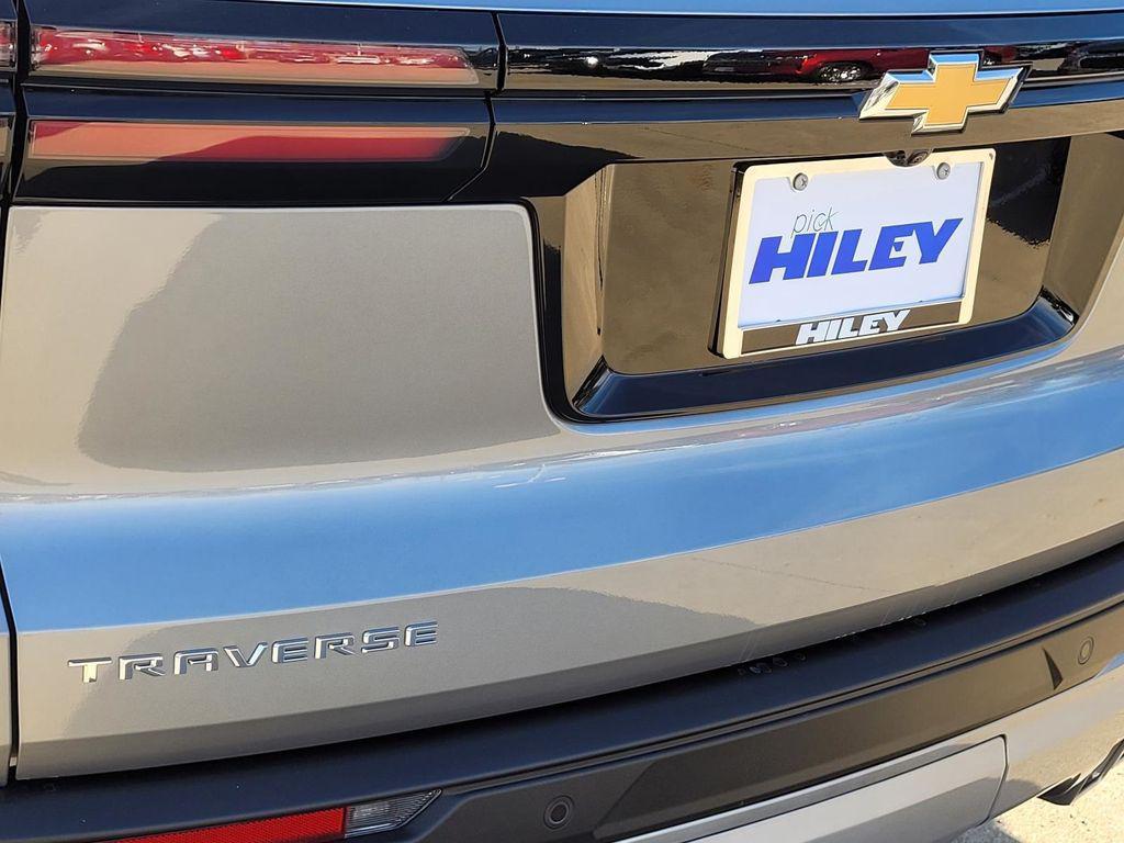 new 2026 Chevrolet Traverse car, priced at $39,520