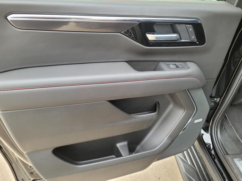 new 2026 Chevrolet Suburban car, priced at $85,115