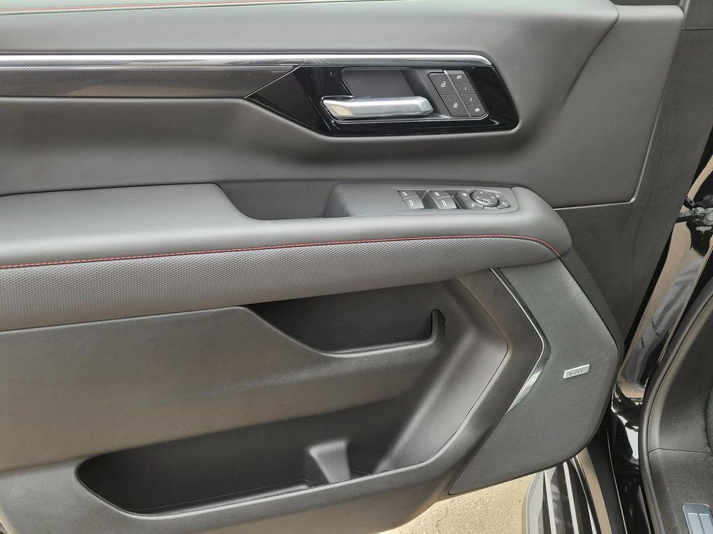 new 2026 Chevrolet Suburban car, priced at $85,115