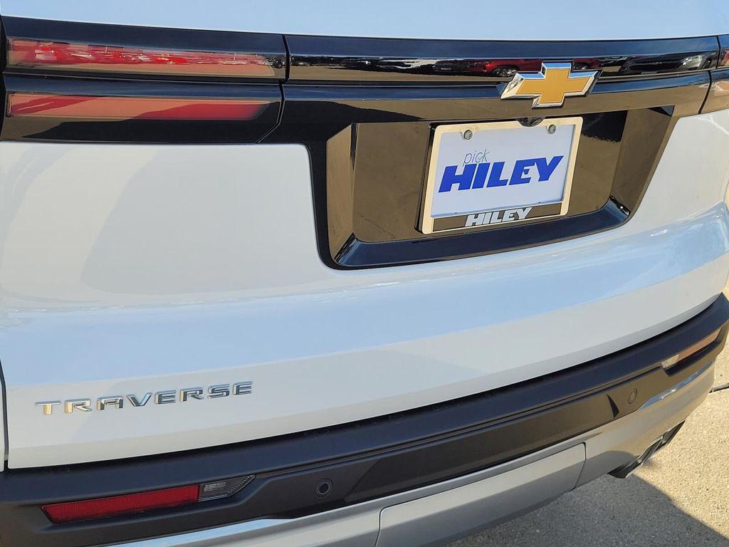 new 2026 Chevrolet Traverse car, priced at $39,520