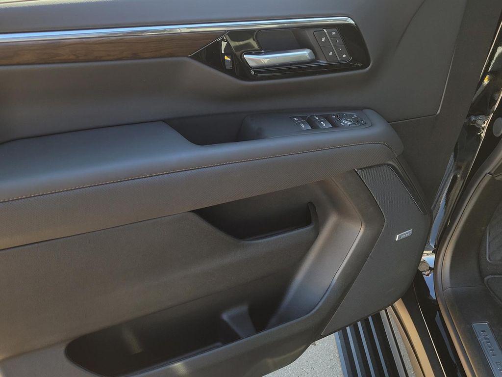 new 2026 Chevrolet Suburban car, priced at $92,390