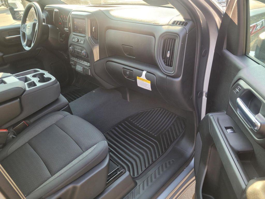 new 2026 Chevrolet Silverado 2500 car, priced at $54,400