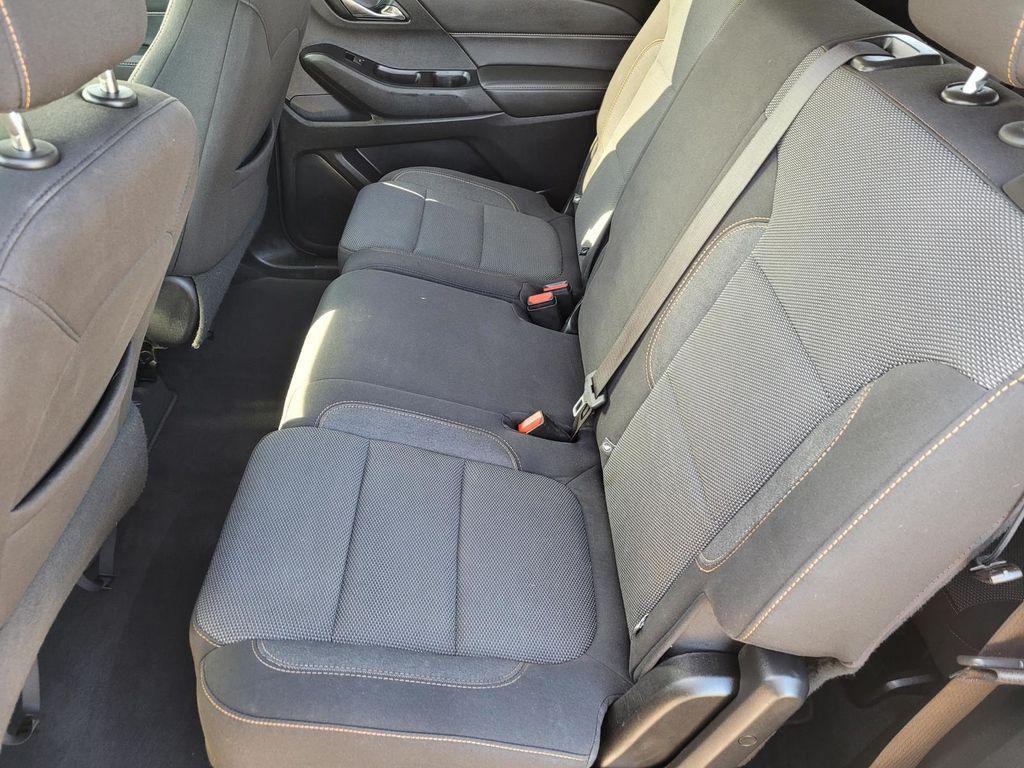 used 2020 Chevrolet Traverse car, priced at $13,476