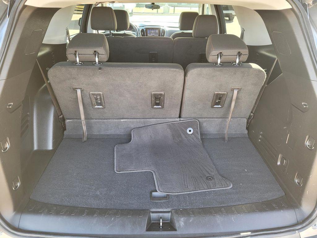 used 2020 Chevrolet Traverse car, priced at $13,476