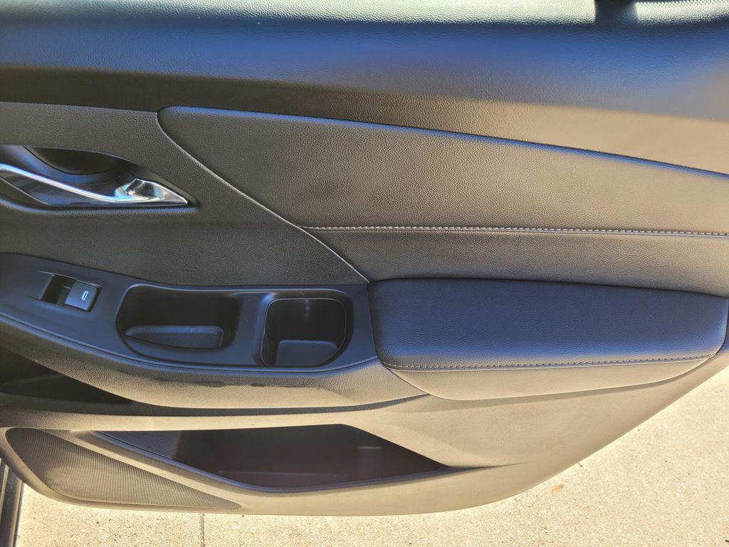 used 2020 Chevrolet Traverse car, priced at $13,476