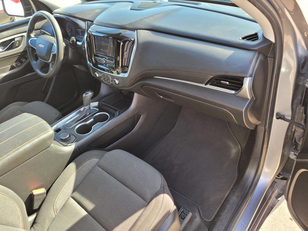 used 2020 Chevrolet Traverse car, priced at $13,476
