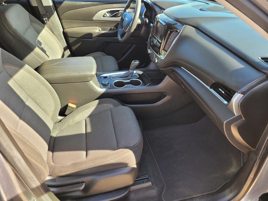 used 2020 Chevrolet Traverse car, priced at $13,476