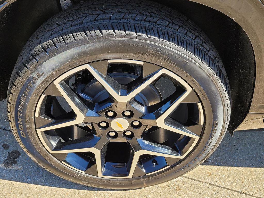 new 2026 Chevrolet Traverse car, priced at $49,995