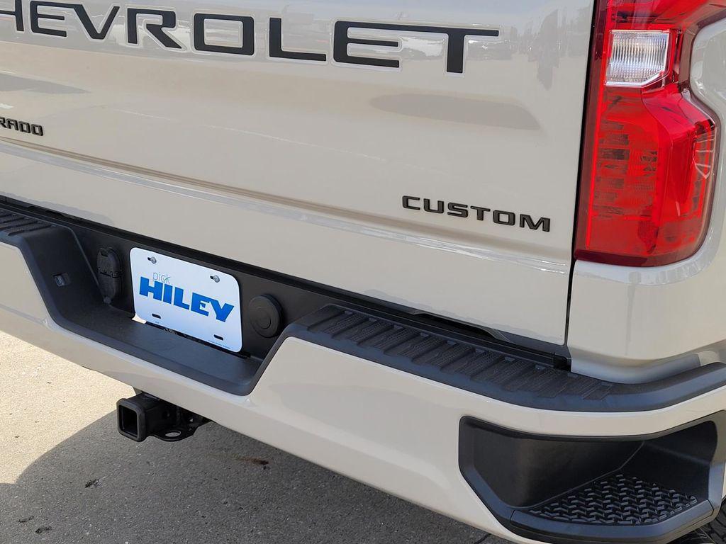 new 2026 Chevrolet Silverado 1500 car, priced at $37,670