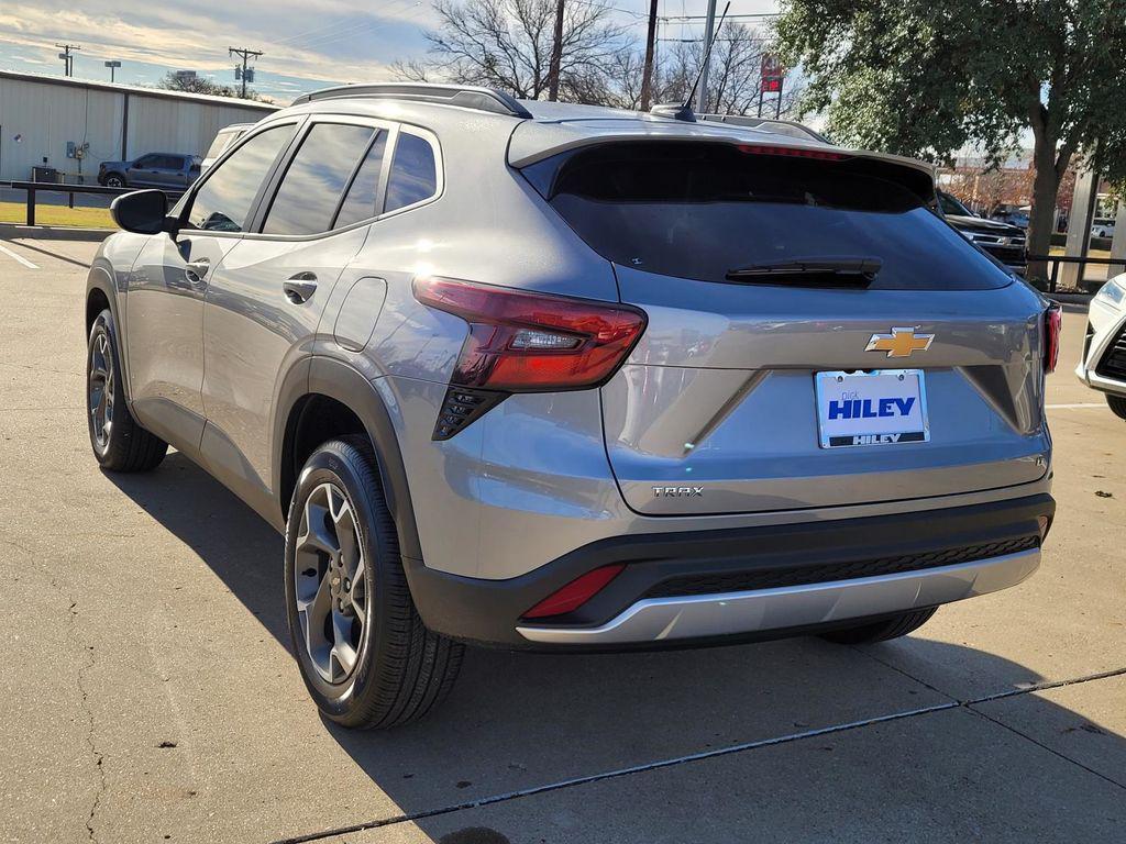 new 2026 Chevrolet Trax car, priced at $22,495