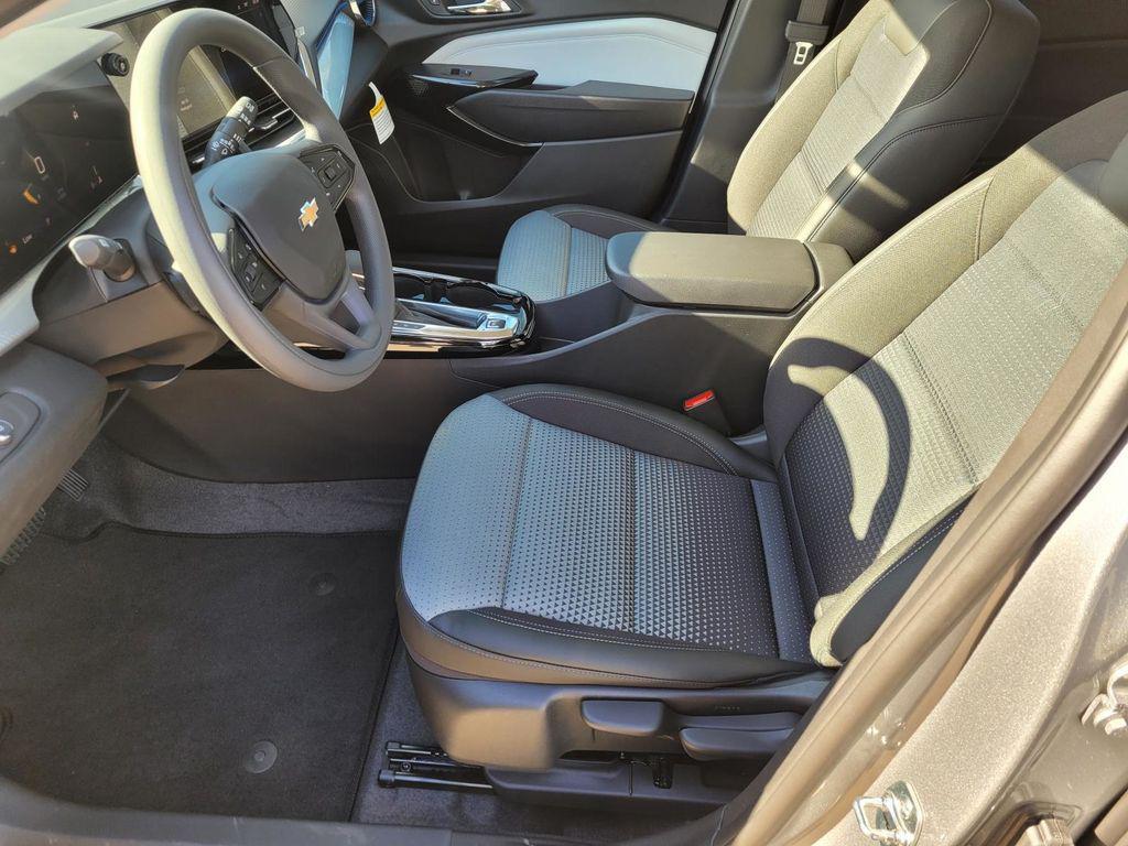 new 2026 Chevrolet Trax car, priced at $22,495