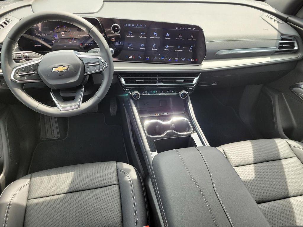 new 2026 Chevrolet Traverse car, priced at $40,545