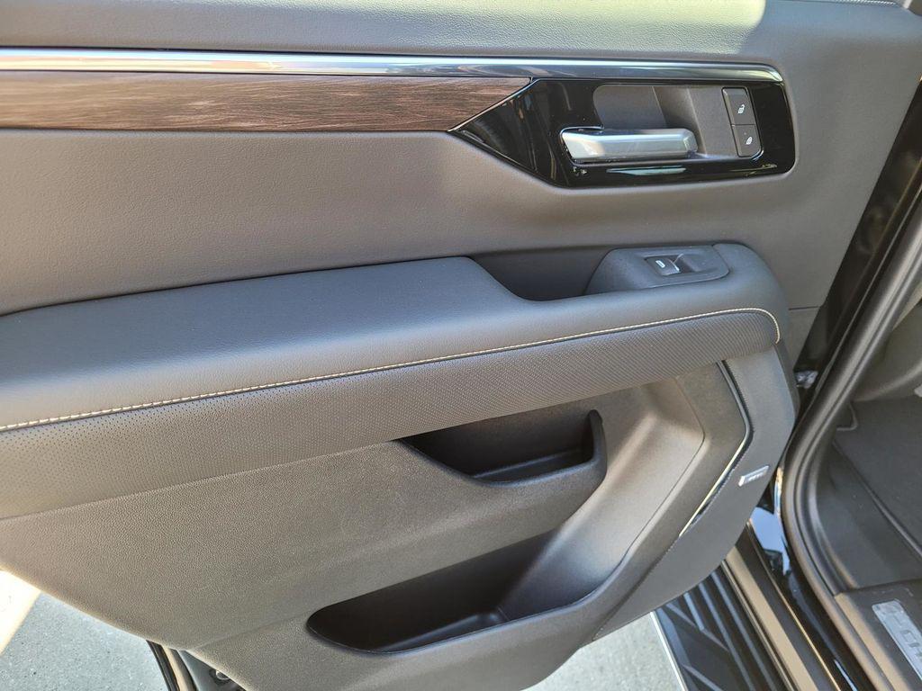 new 2026 Chevrolet Tahoe car, priced at $73,116