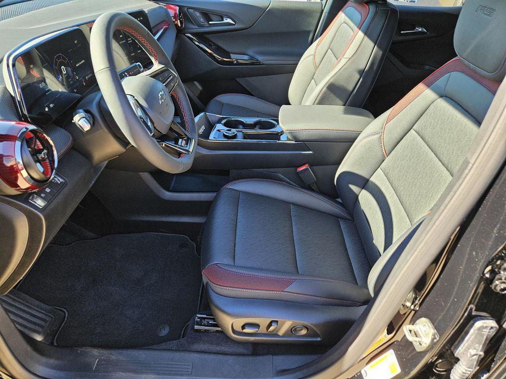 new 2026 Chevrolet Equinox car, priced at $30,895