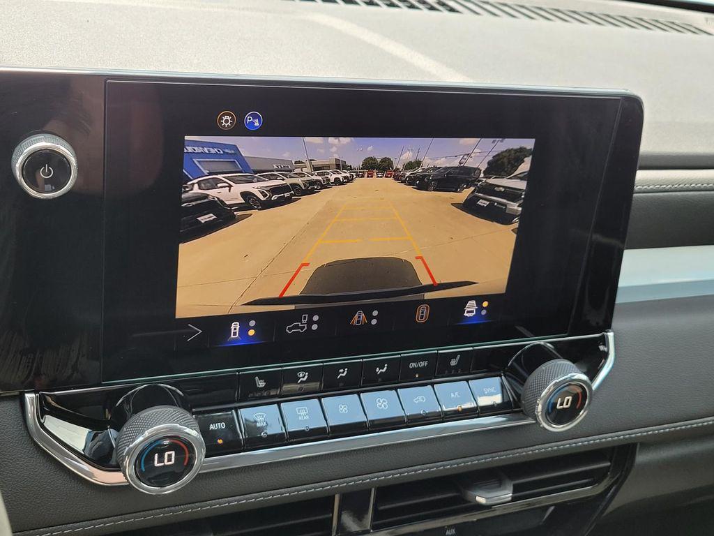 new 2026 Chevrolet Colorado car, priced at $33,560