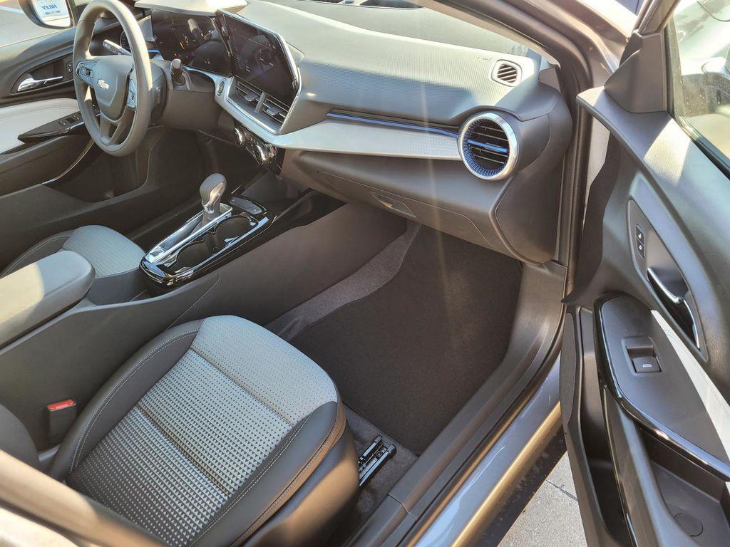 new 2026 Chevrolet Trax car, priced at $22,995