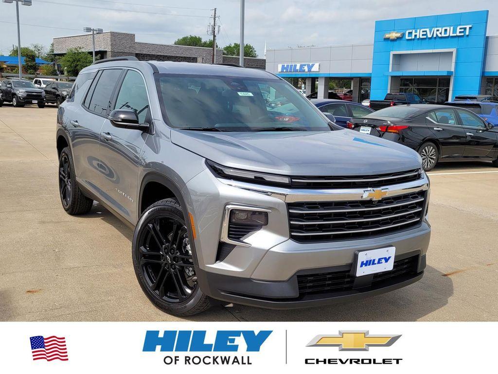 new 2026 Chevrolet Traverse car, priced at $40,545