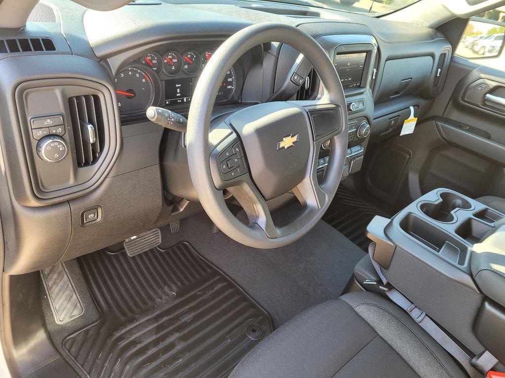 new 2026 Chevrolet Silverado 1500 car, priced at $32,335