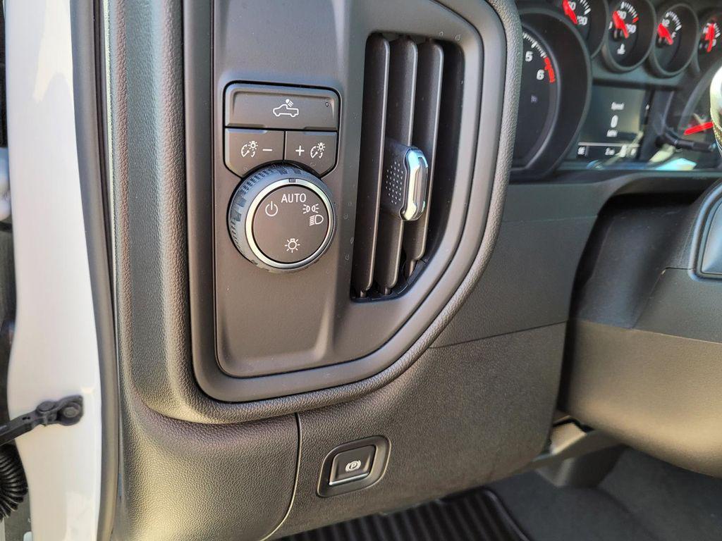 new 2026 Chevrolet Silverado 1500 car, priced at $32,335