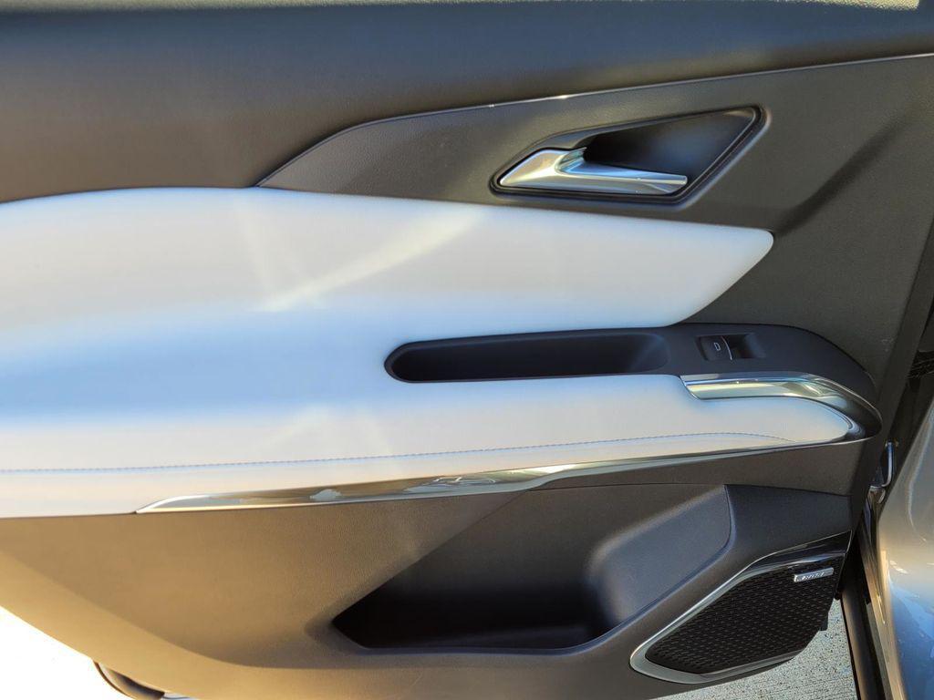 new 2026 Chevrolet Traverse car, priced at $52,995