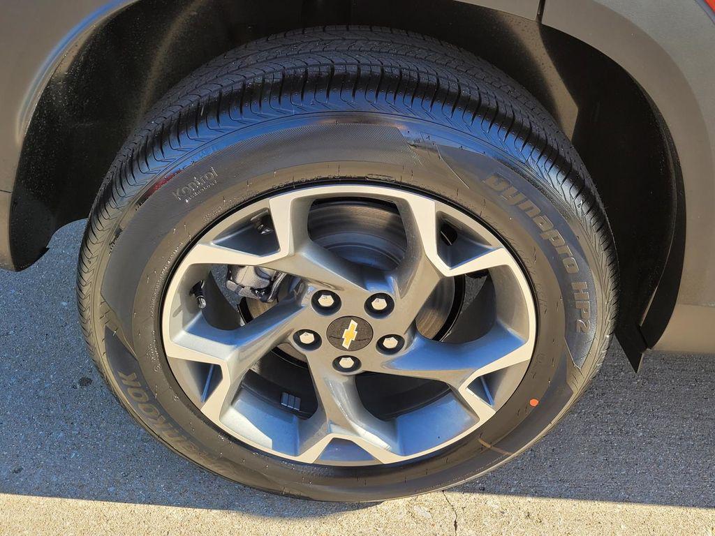 new 2026 Chevrolet Trax car, priced at $22,995