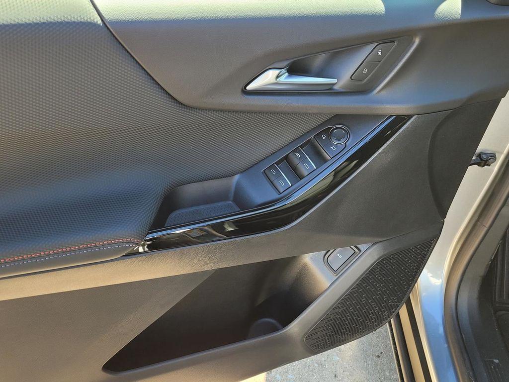 new 2026 Chevrolet Equinox car, priced at $31,395