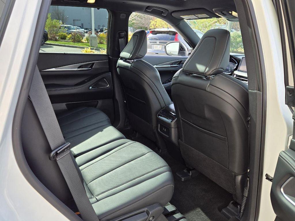 used 2025 INFINITI QX60 car, priced at $46,220