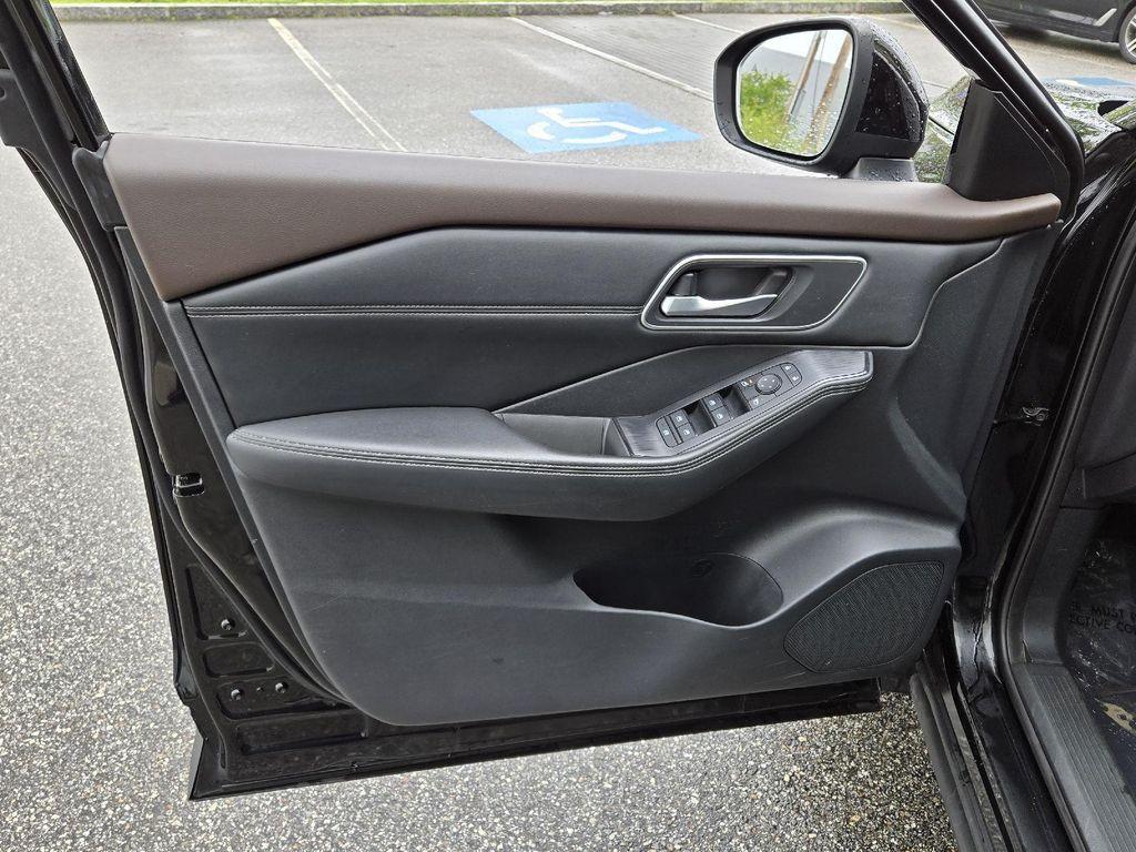 used 2021 Nissan Rogue car, priced at $28,997