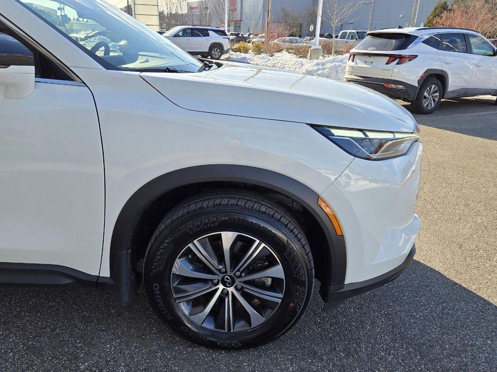 used 2025 INFINITI QX60 car, priced at $38,770