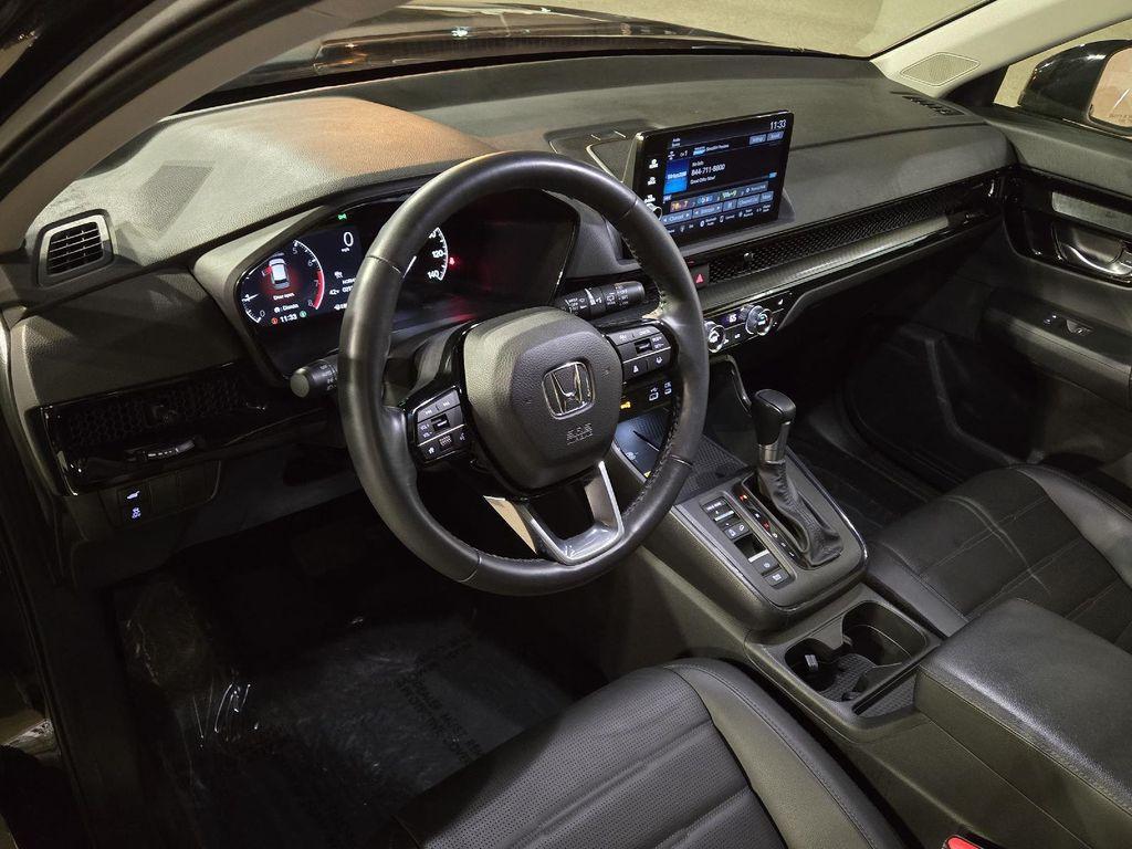 used 2025 Honda CR-V car, priced at $32,577