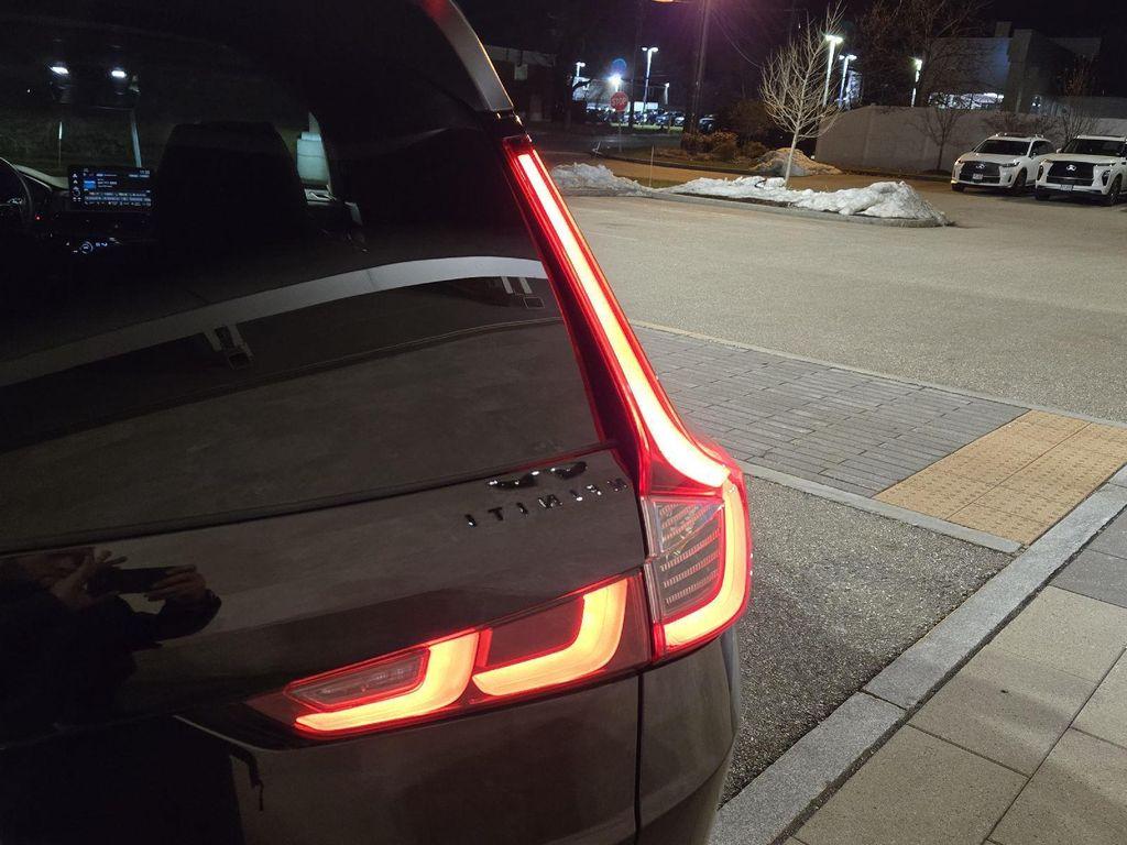 used 2025 Honda CR-V car, priced at $32,577