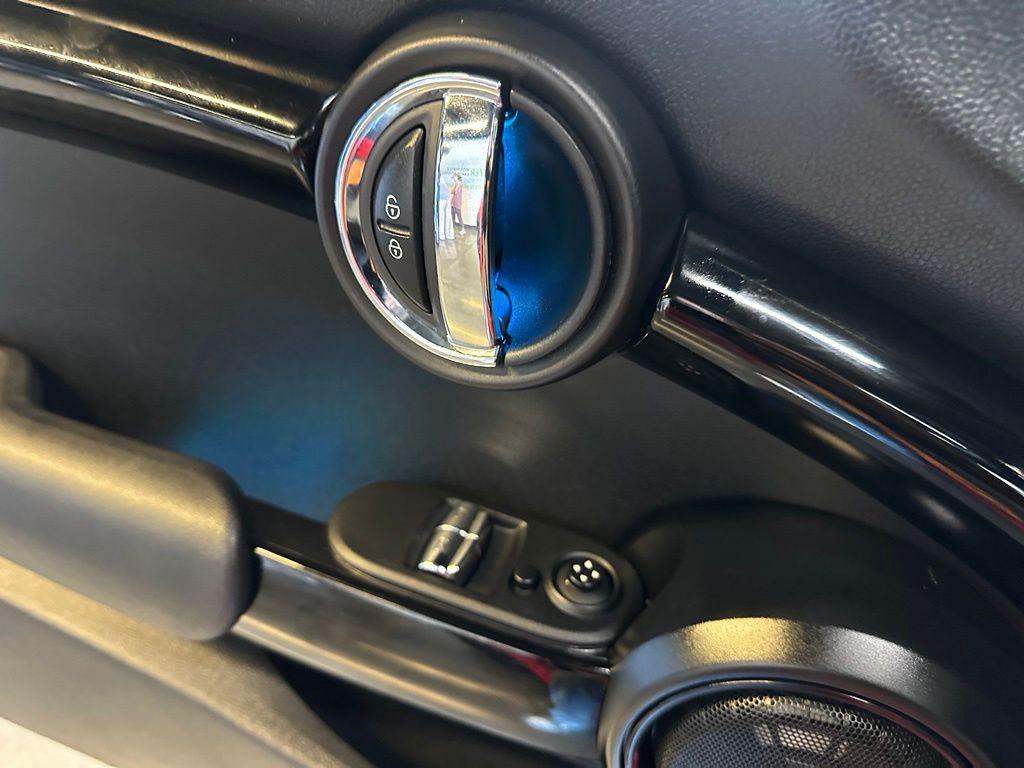 used 2021 MINI Hardtop car, priced at $21,079
