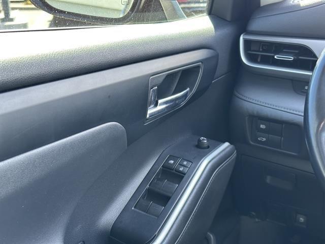 used 2021 Toyota Highlander car, priced at $26,990