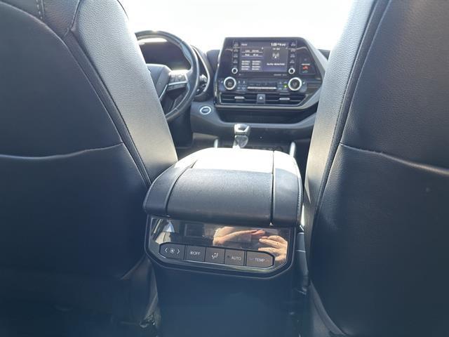 used 2021 Toyota Highlander car, priced at $27,990