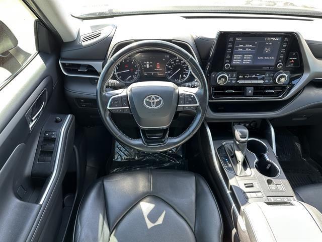 used 2021 Toyota Highlander car, priced at $27,990