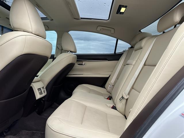 used 2018 Lexus ES 350 car, priced at $19,590