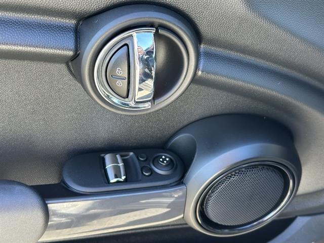 used 2014 MINI Hardtop car, priced at $7,450