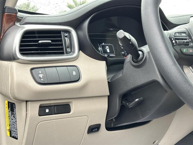 used 2018 Kia Sorento car, priced at $11,490