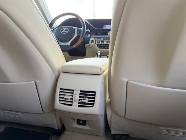 used 2013 Lexus ES 300h car, priced at $12,490