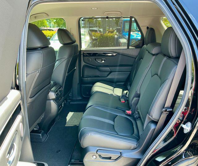 new 2026 Honda Pilot car, priced at $45,990