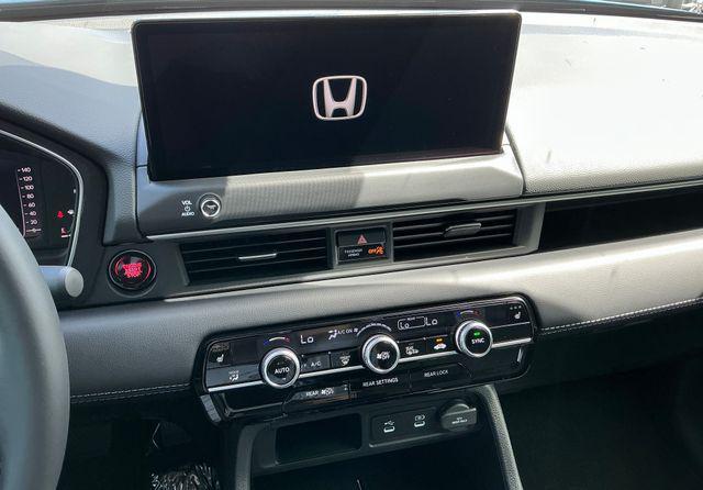 new 2026 Honda Pilot car, priced at $45,990