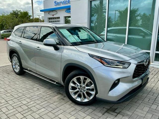 used 2023 Toyota Highlander car, priced at $33,559