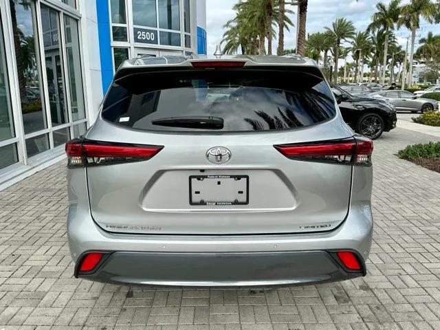 used 2023 Toyota Highlander car, priced at $33,559